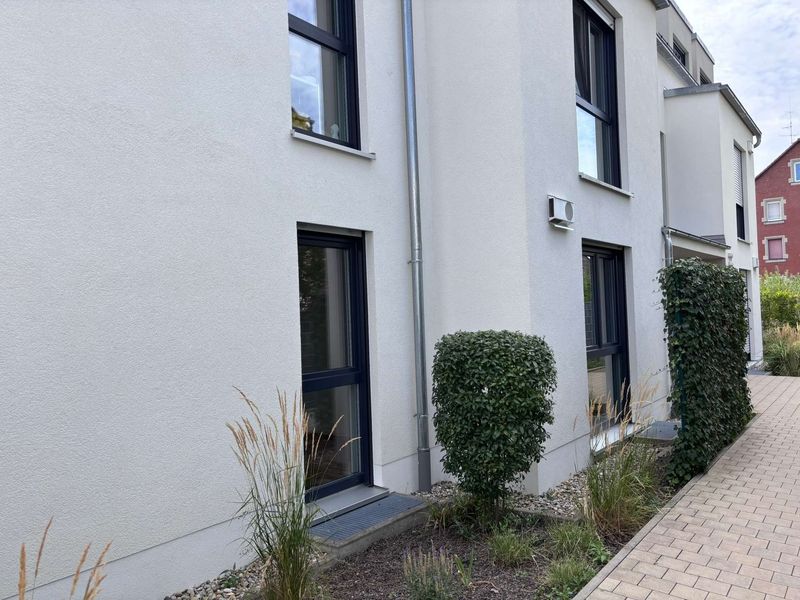 3-Zimmer-Erdgeschosswohnung mit Garten und Terrasse